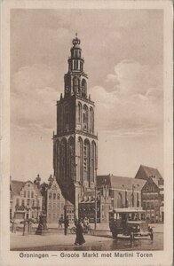 GRONINGEN - Groote Markt met Martini Toren