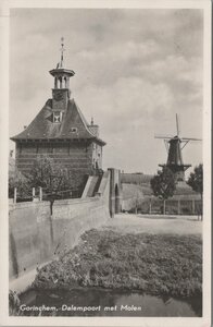 GORINCHEM - Dalempoort met Molen