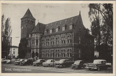 ZEIST - Gemeentehuis