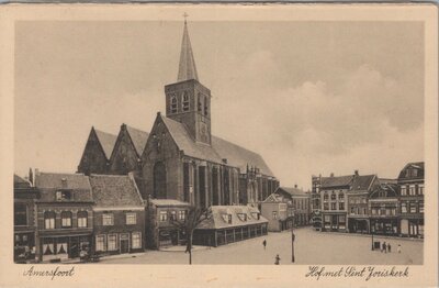 AMERSFOORT - Hof met Sint Joris