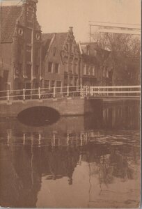 DELFT - Gracht gezicht