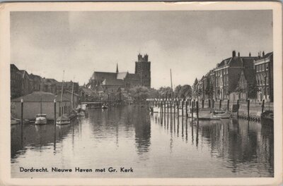 DORDRECHT - Nieuwe Haven met Gr. Kerk