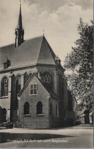 HARDERWIJK - R.K. Kerk met voorm. Hoogeschool