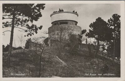 BLOEMENDAAL - Het Kopje met uitkijktoren