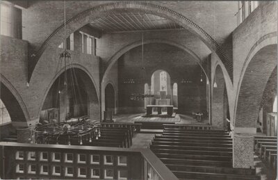 LAREN (N. H.) - Interieur R.K. Kerk De Goede Herder