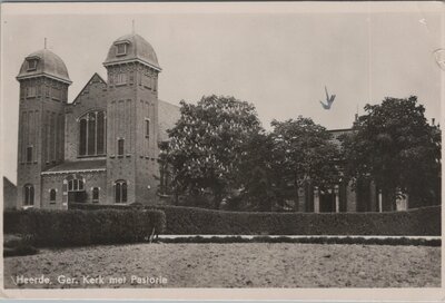 HEERDE - Ger. Kerk met Pastorie