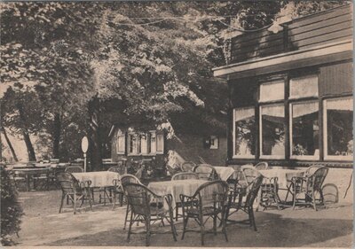 MONTFERLAND - Hotel het Montferland Zitje op het terras