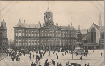 AMSTERDAM - Dam. Kon. Paleis en N. Kerk
