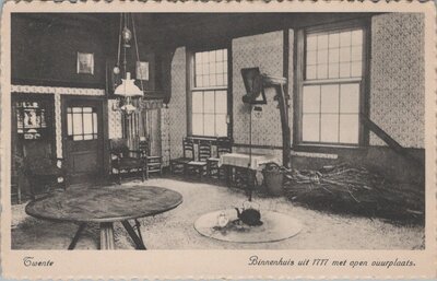 TWENTE - Binnenhuis uit 1717 met open vuurplaats