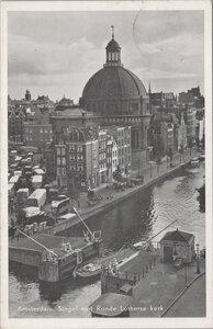 AMSTERDAM - Singel met Ronde Lutherse kerk