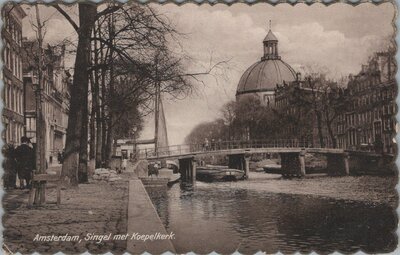AMSTERDAM - Singel met Koepelkerk