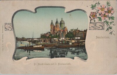 AMSTERDAM - Pr. Hendrikkade met St. Nicolaaskerk