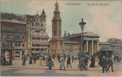 AMSTERDAM - Dam met de Oude Beurs