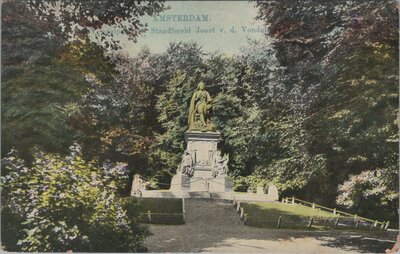 AMSTERDAM - Standbeel Joost v. d. Vondel