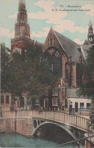 AMSTERDAM - O. Z. Voorburgwal met Oude Kerk