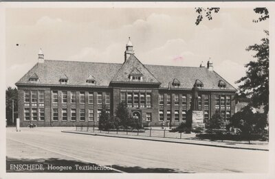 ENSCHEDE - Hoogere Textielschool