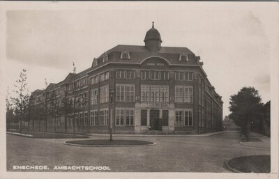 ENSCHEDE - Ambachtschool