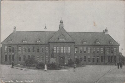 ENSCHEDE - Textiel School