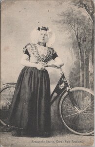 ZUID-BEVELAND - Zeeuwsche boerin