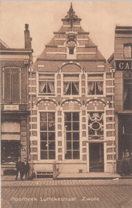 ZWOLLE - Apotheek Luttekestraat