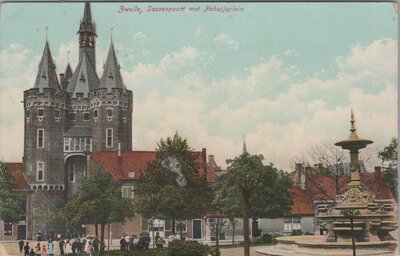 ZWOLLE - Sassenpoort met Nahuijsplein