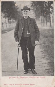 STAPHORST - De heer P. Stegeman, Staphorster boertje