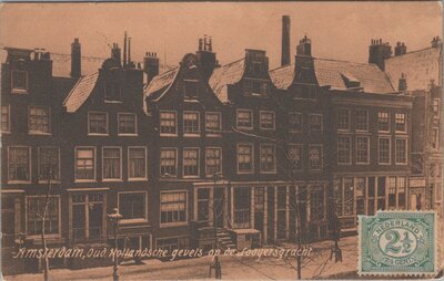 AMSTERDAM - Oud. Hollandsche gevels op de Looyersgracht