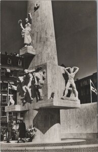 AMSTERDAM - Onthulling Nationaal Monument Dam, Amsterdam. 4 mei 1956