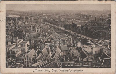 AMSTERDAM - Oost, Vliegtuig-Opname