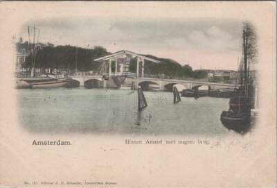 AMSTERDAM - Binnen Amstel met magere brug