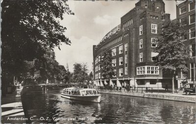 AMSTERDAM - O. Z. Voorburgwal met Stadhuis