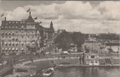 AMSTERDAM - Damrak