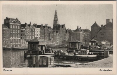 AMSTERDAM - Damrak