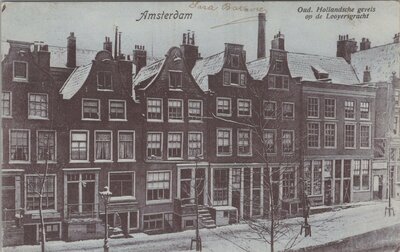 AMSTERDAM - Oud. Hollandsche gevels op de Looyersgracht