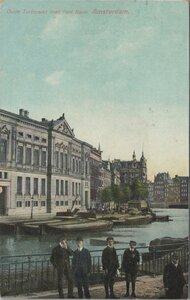 AMSTERDAM - Oude Turfmarkt met Ned. Bank