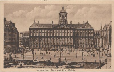 AMSTERDAM - Dam met Kon. Paleis