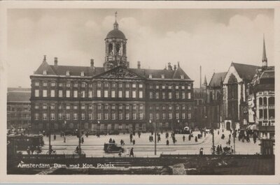 AMSTERDAM - Dam met Kon. Paleis