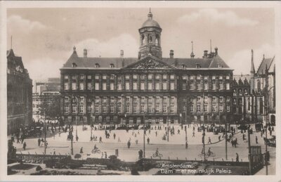 AMSTERDAM - Dam met Koninklijk Paleis