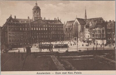 AMSTERDAM - Dam met Kon. Paleis