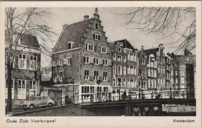 AMSTERDAM - Oude Zijds Voorburgwal