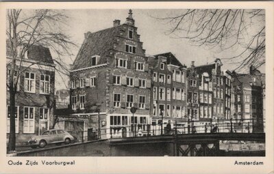 AMSTERDAM - Oude Zijds Voorburgwal
