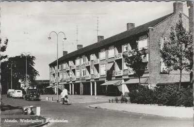 ALMELO - Winkelgallerij Kerkelanden