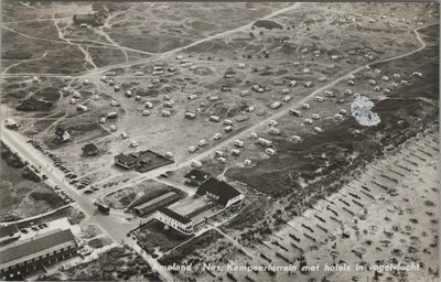 AMELAND - NES - Kampeerterrein mat hotels in Vogelvlucht