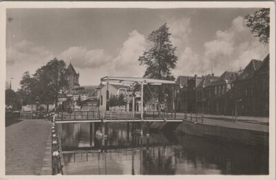 KAMPEN - Burgwal met toren R.K. Kerk