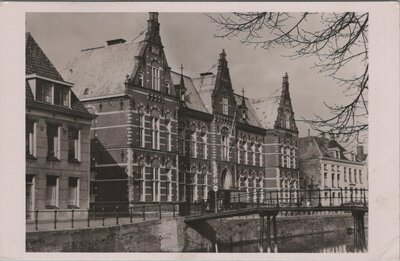 KAMPEN - Vloeddijkkazerne