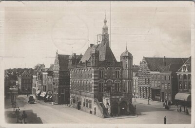 DEVENTER - Waaggebouw en Gebouw De Drie Haringen