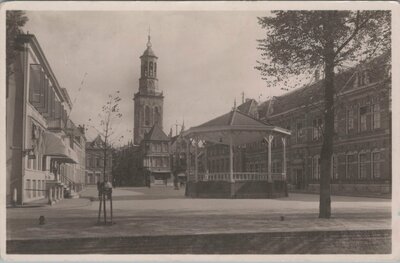 KAMPEN - Nieuwe Markt en Nieuwe Toren