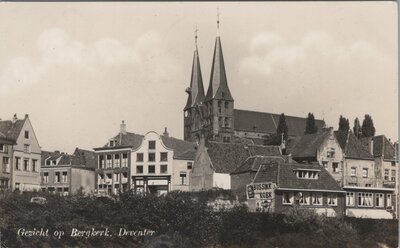 DEVENTER - Gezicht op Bergkerk