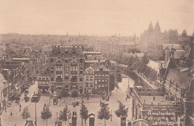 AMSTERDAM - Panorama op het Leidscheplein