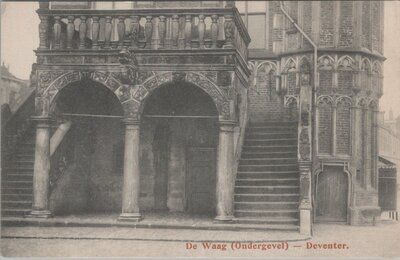 DEVENTER - De Waag (Ondergevel)